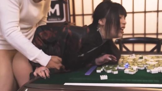 Play mahjong in private room with beautiful chinese girl